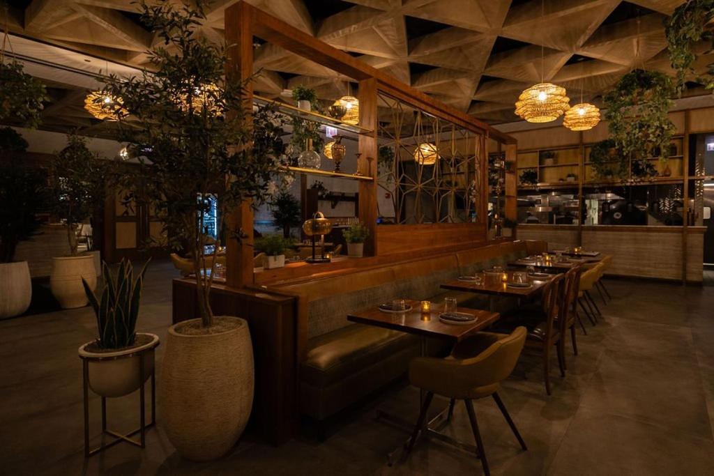 Godfrey Hotel Чикаго Экстерьер фото